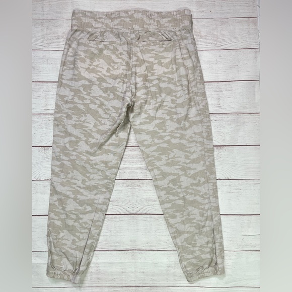 Athleta Cabo Tide Linen Jogger - 10 - Women's pants tan neutral camo beach - Picture 6 of 16